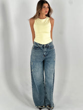 Ripped Dirty Washed Denim