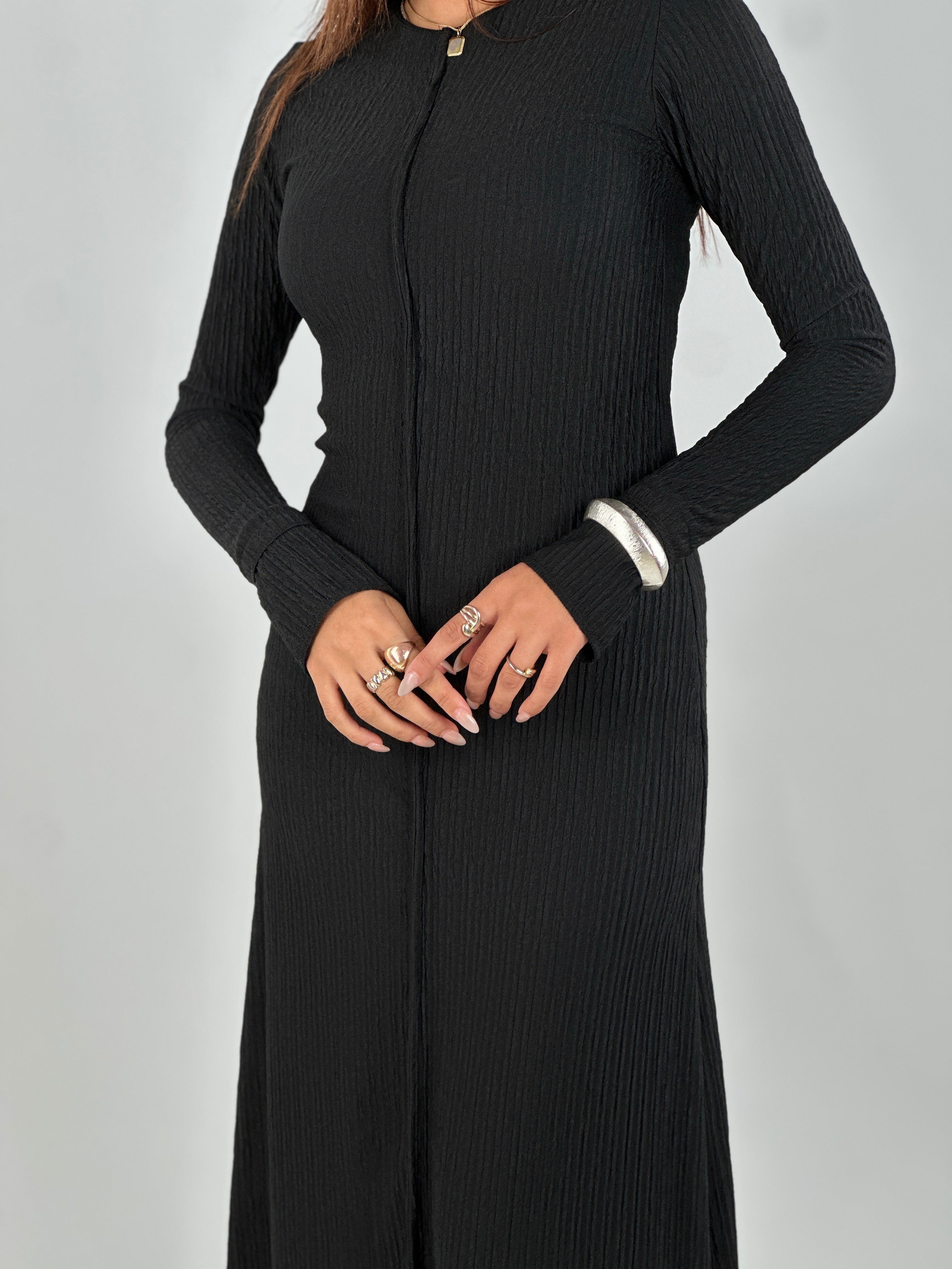 Body Shaped Long Sleeves Dress - Black