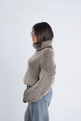 Turtle Neck Sweater - Brown