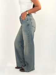 Wide-leg Dirty Denim