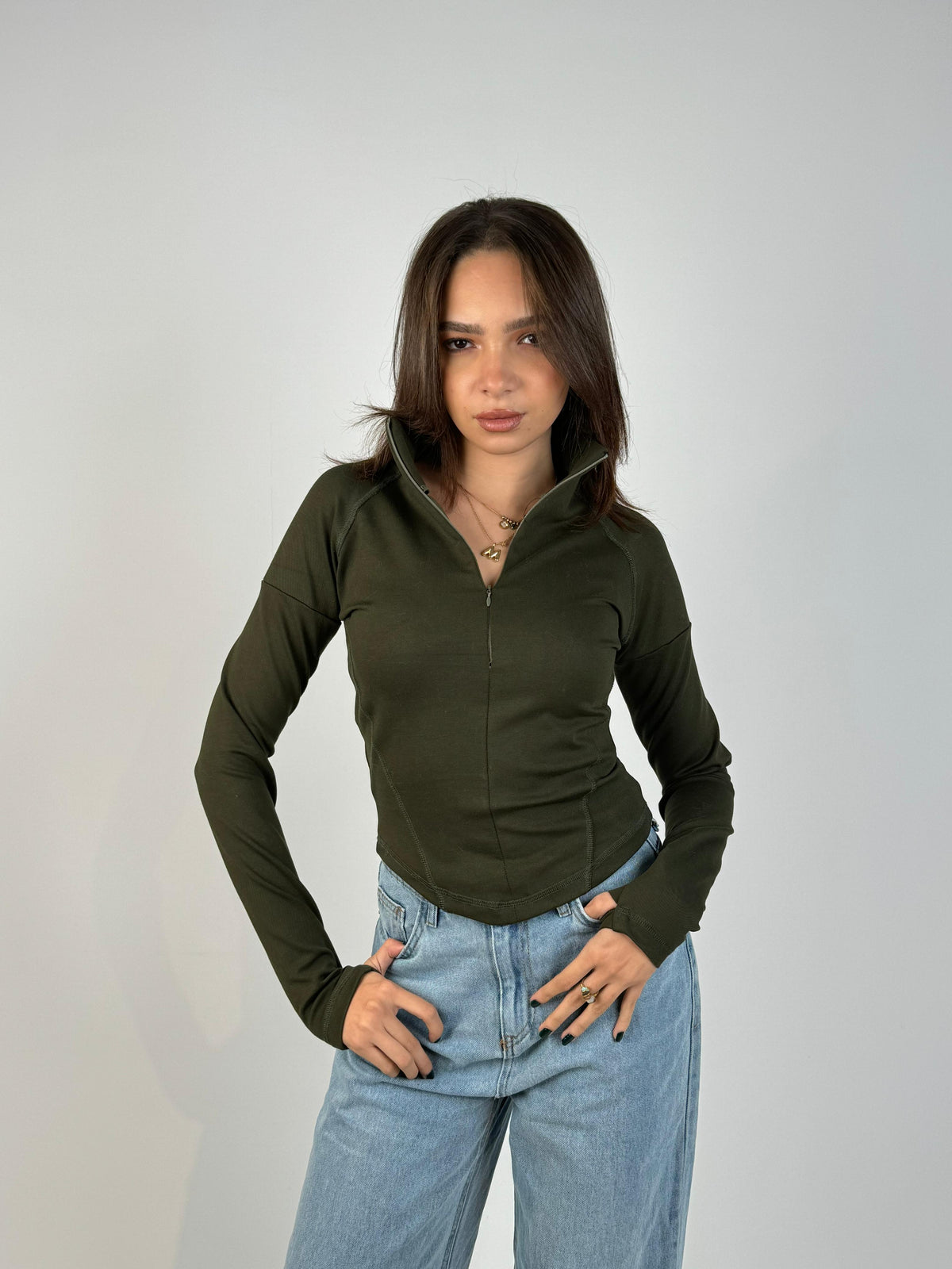 Curved Basic Top - Olive