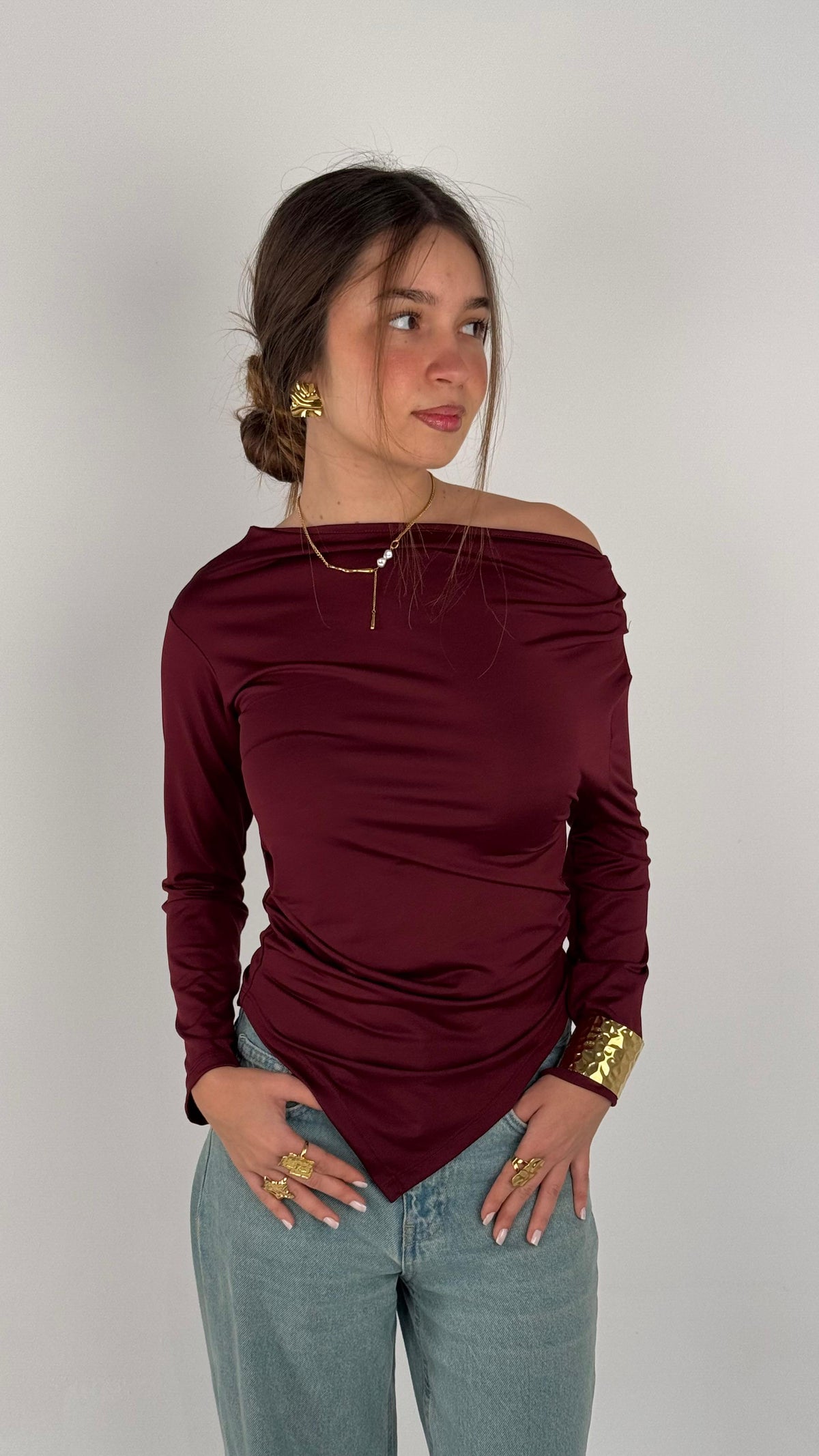V Long Sleeves One Shoulder Top