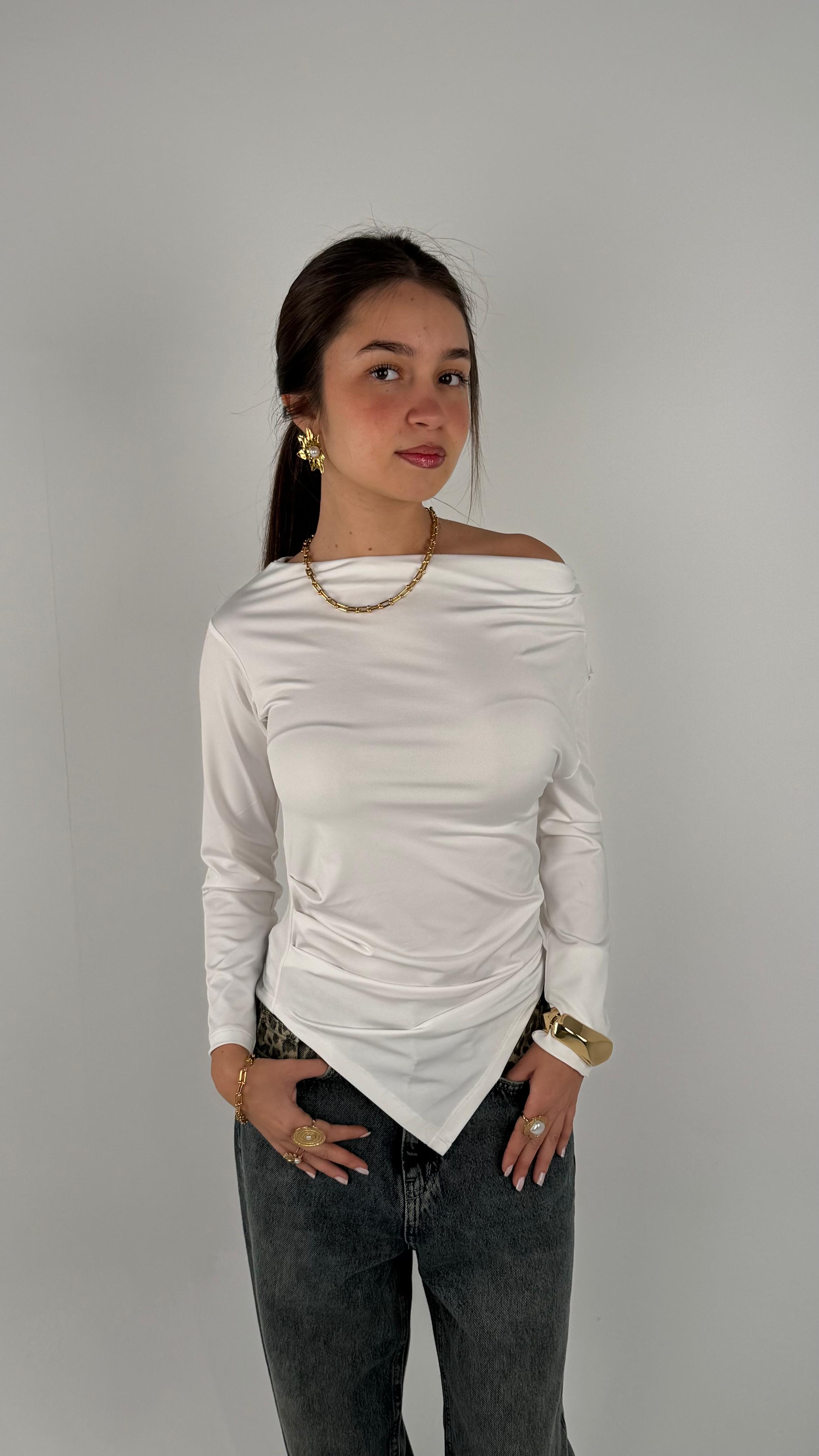 V Long Sleeves One Shoulder Top