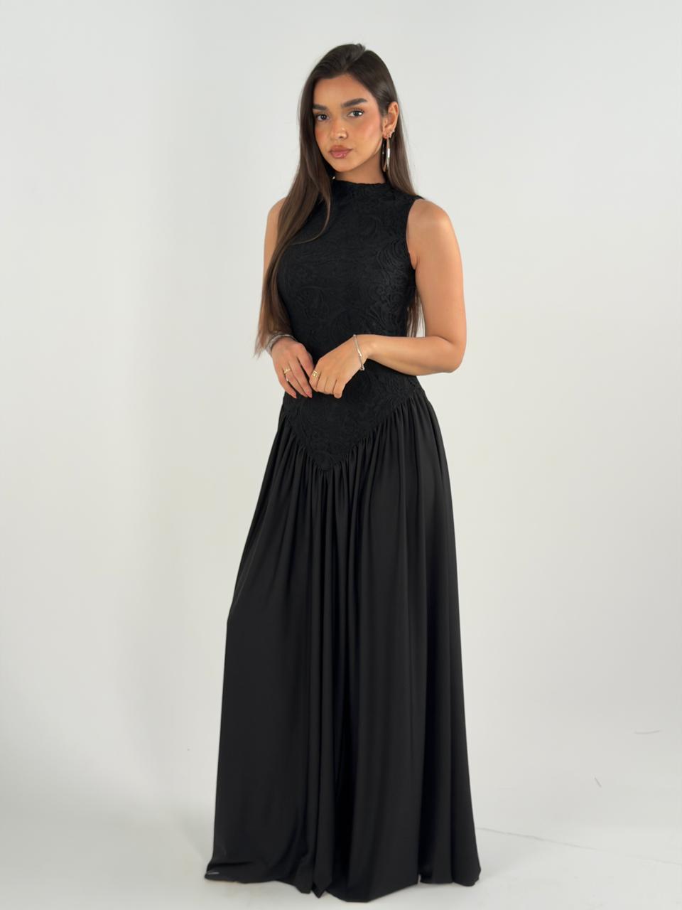 V Lace Dress - Black