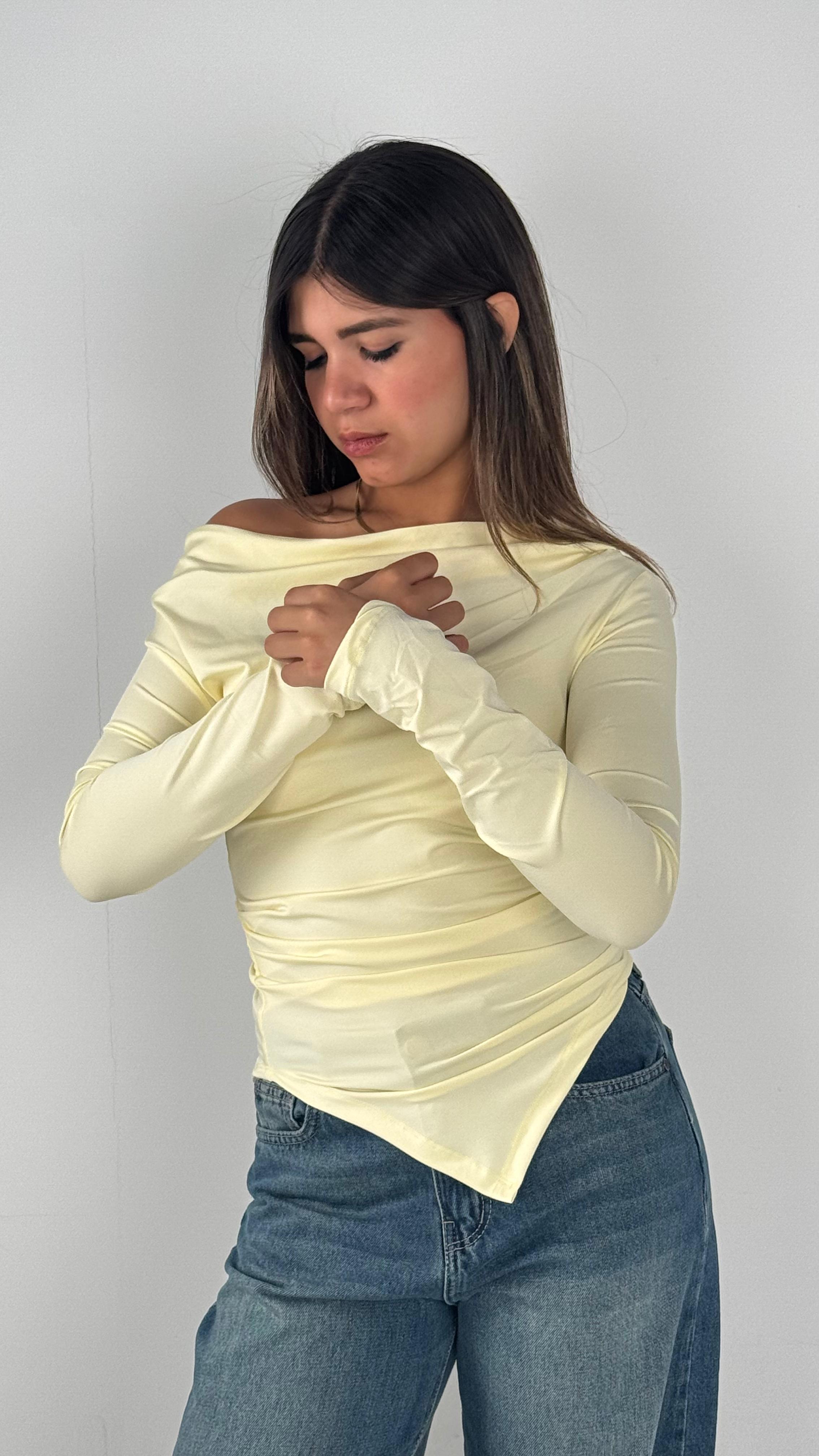 V Long Sleeves One Shoulder Top